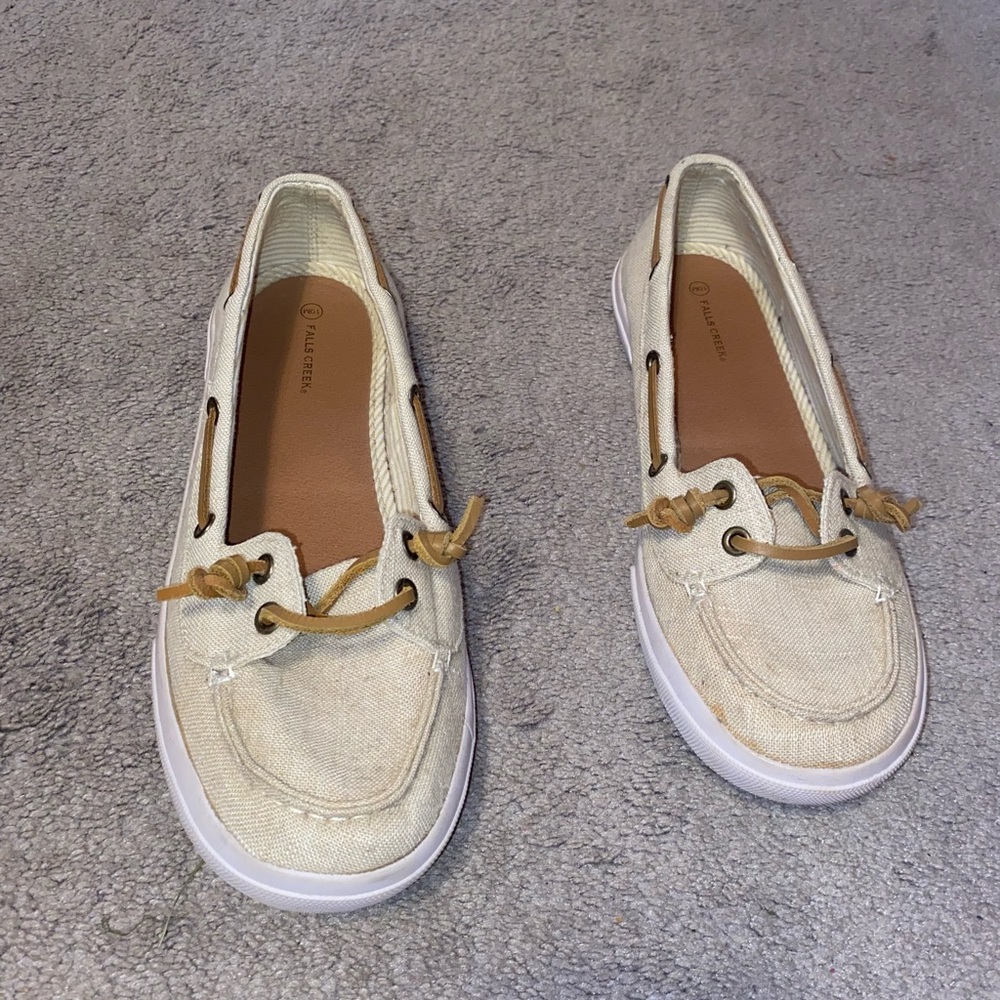 Woman’s Casual Shoes